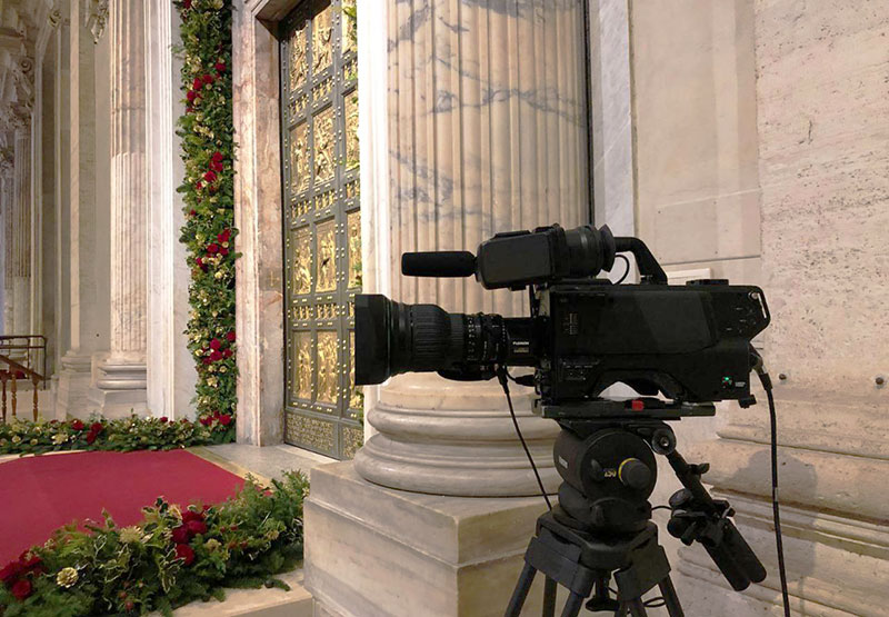 Vatican City Reaches Out Worldwide in Sony’s Cinematic Live Broadcast Mode Sony Holy Door St Peters 2025